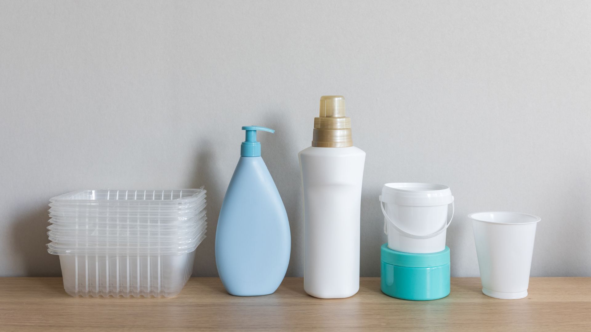 Plastic packaging
